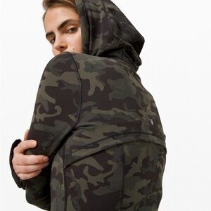 Lululemon Hooded Define Jacket *Nulu
Incognito Camo Multi Gator Green 2
